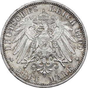 lot 704