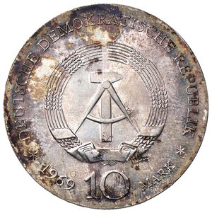 Reverse image