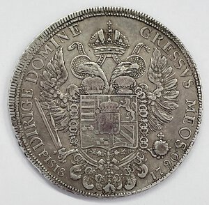 Reverse image