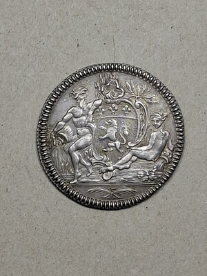 Reverse image