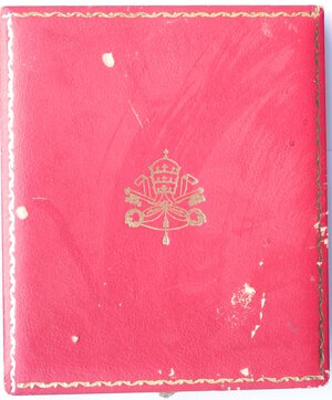 Reverse image