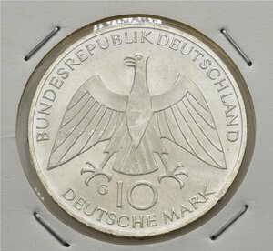Reverse image