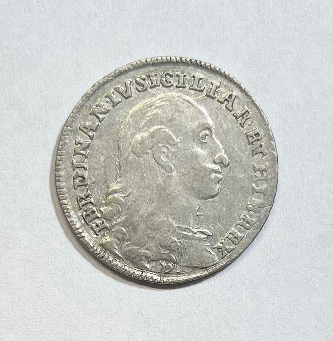 Dritto moneta