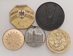 Reverse image