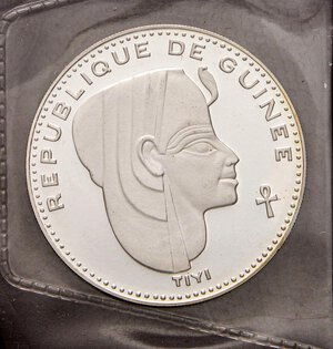 Reverse image