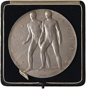 Reverse image