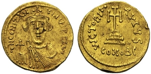 obverse: Costante II (641-668), Solido, Costantinopoli, Officina S, c. 650-651 d.C.; AV (g 4,5; mm 21; h 6); dN CONSTAN - TINy PP AV, busto coronato frontale, corta barba, indossa clamide e regge globo crucigero, Rv. VICTORIA AVgy S, croce potenziata su tre gradini; in ex., CONOBC. DOC 2a; Sear 939.
Colpo al diritto. q.bb.
Constans II  (641-668), Solidus, Constantinople, Officina S, AD 650-651; AV (g 4,5; mm 21; h 6); dN CONSTAN - TINy PP AV, crowned bust with short beard, facing; wearing chlamys and holding globe cruciger, Rv. VICTORIA AVgy S, cross potent on three steps; in ex., CONOBC. DOC 2a; Sear 939.
Break on obverse. About very fine.