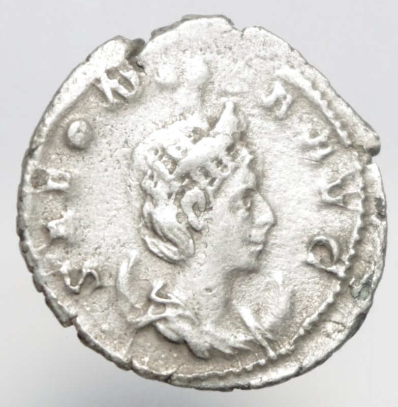 obverse: Impero Romano. Salonina. 260-268 d.C. AE Antoniniano. D/ SALONINA AVG Busto verso destra. R/ FELICITAS PVBLICA la Felicit seduta verso sinistra con cornucopia. RIC.6. Peso 3,00 gr. Diametro 20,81 mm. BB.
