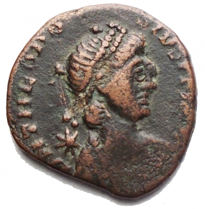 obverse: Impero Romano - Teodosio II 402-450. Ae 14,65 mm. d/ Busto a ds r/ Teodosio II, Arcadio e Onorio. gr 2,02. qBB. R
