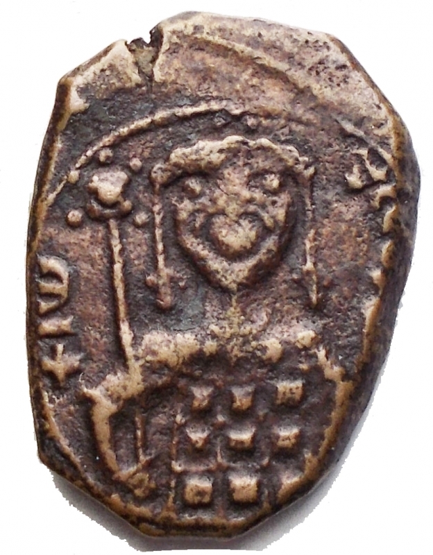 obverse: Impero Bizantino - Giovanni II. 1118-1143. Ae Tetarteron. Tessalonica. gr 2,71. mm 13,65 x 18,83. BB++. Colorazione cuoio