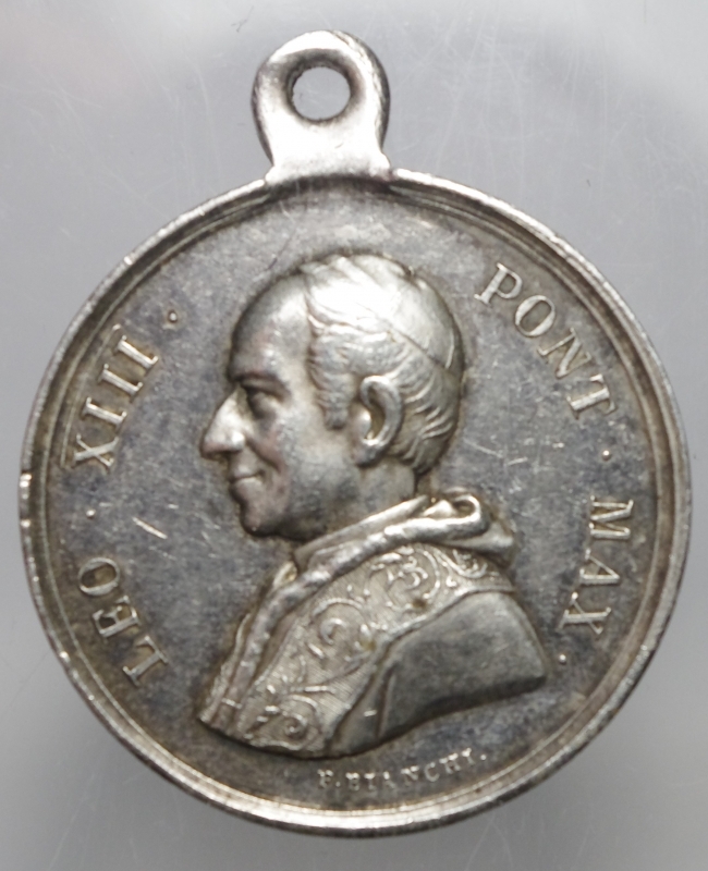 obverse: Medaglie Papali.Leo XIII.BENEMERENTI.Peso 12,80 gr.Con montatura.BB