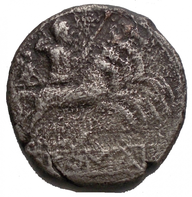 reverse: Repubblica Romana - Anonymous. 225-212 BC, Quadrigatus (Didrachm), 5,31 g. 19,02 mm. Cr-28/3. Obv: Laureate, Janiform head of Dioscuri. Rx: Jupiter holding scepter and hurling thunderbolt in chariot driven r. by Victory; ROMA in relief in linear frame. a VF/good F
