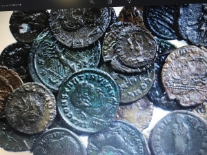 obverse: Lotti.Impero Romano.Lotto di 30 monete imperiali del III e IV secolo da Claudio II a Teodosio.Mediamente MB\qBB.ç