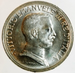 reverse: Casa Savoia. Vittorio Emanuele III. 1900-1943. 2 lire 1915. AG. Pag. 738. Mont. 155. qFDC.