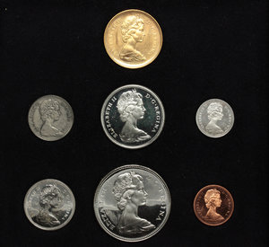 obverse: Canada.   Proof Set with 7 coins, including gold 20 dollars (AU 900, 18.28g), 1967.         In original black box. UNC.
