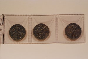 obverse: VITTORIO EMANUELE III - 20 Centesimi - 3 monete