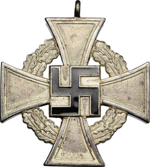 obverse: Germany.  Truedienst Ehrenzeichen. II class silver cross for 25 years