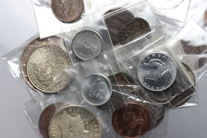 obverse: Lotto di 30 monete di vari Paesi del mondo alcune in argento, di alta conservazione, XIX e XX secolo
