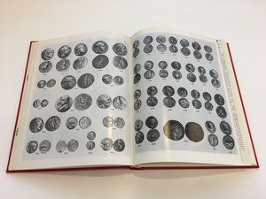 reverse: SPINK.. The Numismatic Circular. Tutti i volumi dell anno 1981. London. In-8, tela, numerose illustrazioni n.t