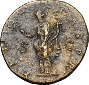 reverse: Hadrian (117-138).. AE Sestertius, 134-138