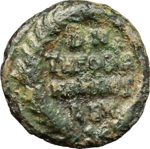 reverse: Ostrogothic Italy, Theodahad (534-536).. AE Decanummium, Ravenna mint, 534-536