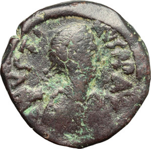 obverse: Justin I (518-527).. AE Half follis, Constantinople mint, 522-527