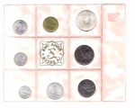 reverse: Italia. Folder Ufficiale del 1968 con 8 monete FDC (di cui una in argento). Il folder è senza confezione. Vedi foto per dettagli. (Val. Cat.: 60€)