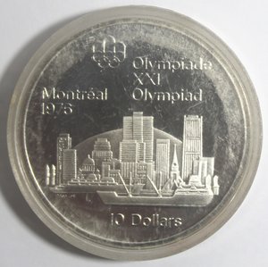 reverse: Canada. Elisabetta II. 10 Dollari 1973. Olimpiadi di Montreal 1976. Veduta di Montreal. AG 925. 