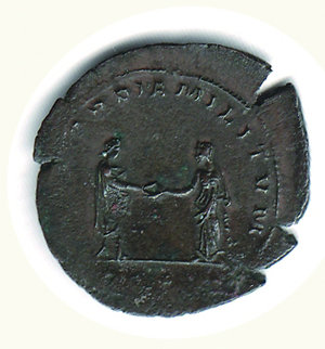 obverse: ROMA - Aureliano (270-275) - Antoniniano; D/ Busto radiato e corazzato a d.; R/ Aureliano e Severina stanti portano una corona - Cohen 63. ROMA - Aureliano - Antoniniano R - Ae - BB+/q.SPL 