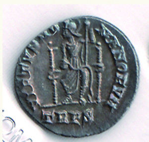 obverse: Graziano (375-383) - Siliqua Zecca Treviri; D/ Busto imperatore; R/ Virtus Romanorum - Bellissima patina - Cohen 56, Ric 58/b. Garanzia Montenegro. Graziano (375-383) - Siliqua Zecca Treviri FDC 