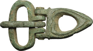 obverse: Fibbia di cintura in bronzo, epoca medievale