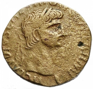 obverse: Barbari - Grande bronzo imitativo. AE (17,5 g - 32,1mm) Claudio I (AD 41-54). MB-qBB