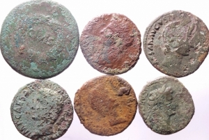 obverse: Lotti. Impero Romano.Ltto di 6 monete in ae Imperiali tra cui, sesterzio di Augusto e 5 assi di Augusto, mediamente MB\qBB.°°°