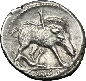reverse: C. Hosidius C.f. Geta.. AR Denarius, 68 BC