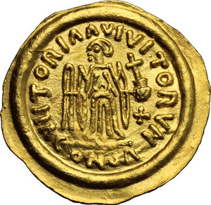 reverse: Lombardic Italy. Authari (584-590) to Agilulf (590-615).. AV Tremissis in the name of Maurice Tiberius (582-602). Struck c. 584-615 AD, Lombardy