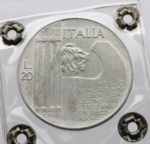 reverse: Vittorio Emanuele III (1900-1943). 20 lire 1928 A.VI