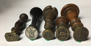obverse: Lotto di cinque timbri XVIII-XIX sec. Tutti con manico in legno