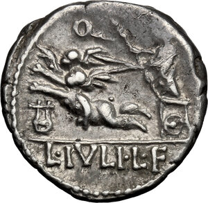 reverse: L. Julius L.f. Caesar.. AR Denarius, 103 BC