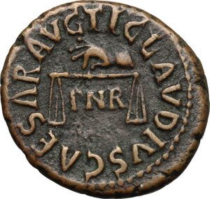obverse: Claudius (41-54).. AE Quadrans, c. 41-42 AD