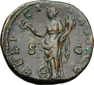 reverse: Hadrian (117-138).. AE Sestertius, 134-138
