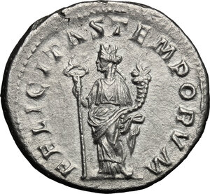 reverse: Macrinus (217-218).. AR Denarius, Rome mint, 217 AD