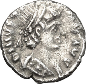 obverse: Ostrogothic Italy, Athalaric (526-534).. AR Quarter Siliqua, struck in the name of Justinian I, Ravenna mint