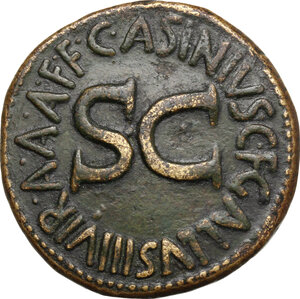 reverse: August (27 BC-14 AD).. AE Sestertius, Rome mint, C. Asinius Gallus moneyer