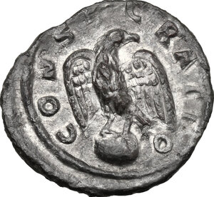 reverse: Caracalla (Divus, died 217 AD). AR Denarius, Rome mint. Struck under Elagabalus or Severus Alexander