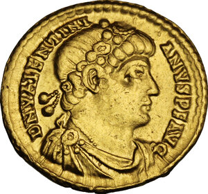 obverse: Valentinian I (364-375). AV Solidus, Treveri mint, 374-375 AD