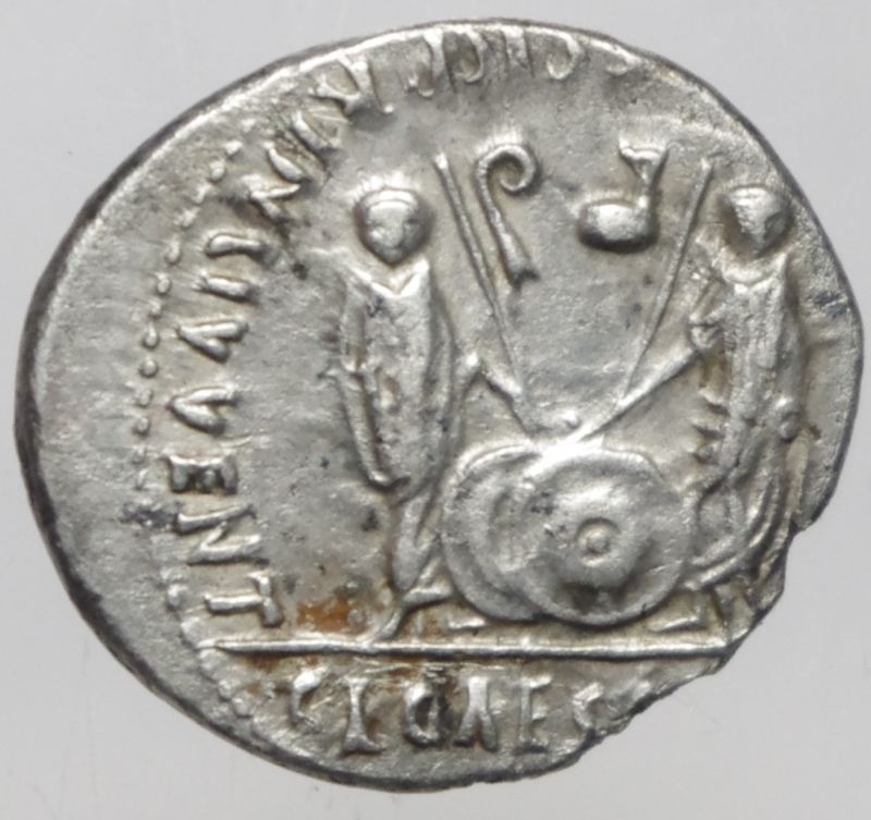 reverse: Augusto denario