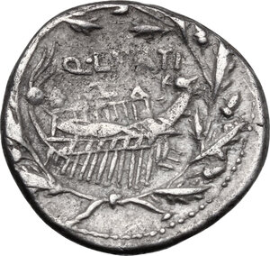 reverse: Q. Lutatius Cerco.. AR Denarius, 109-108 BC