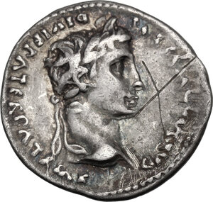 obverse: Augustus (27 BC - 14 AD).. AR Denarius, Lugdunum mint. Struck 2 BC - 4 AD