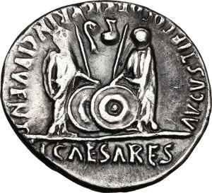 reverse: Augustus (27 BC - 14 AD).. AR Denarius, 2 BC-14 AD