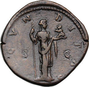 reverse: Faustina II, wife of Marcus Aurelius (died 176 AD).. AE Sestertius